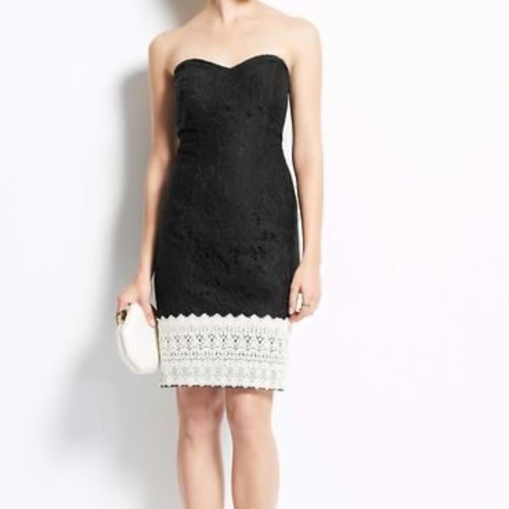 Lace Strapless Dress with Sweetheart Neckline
